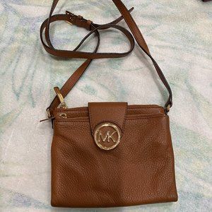 Michael Kors Fulton Crossbody purse